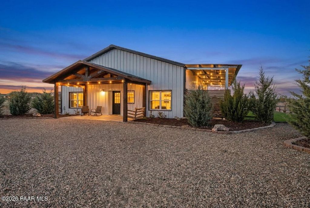 Photo of 3058 W Tortoise Lane, Chino Valley, AZ 86323 (MLS # 1078781)