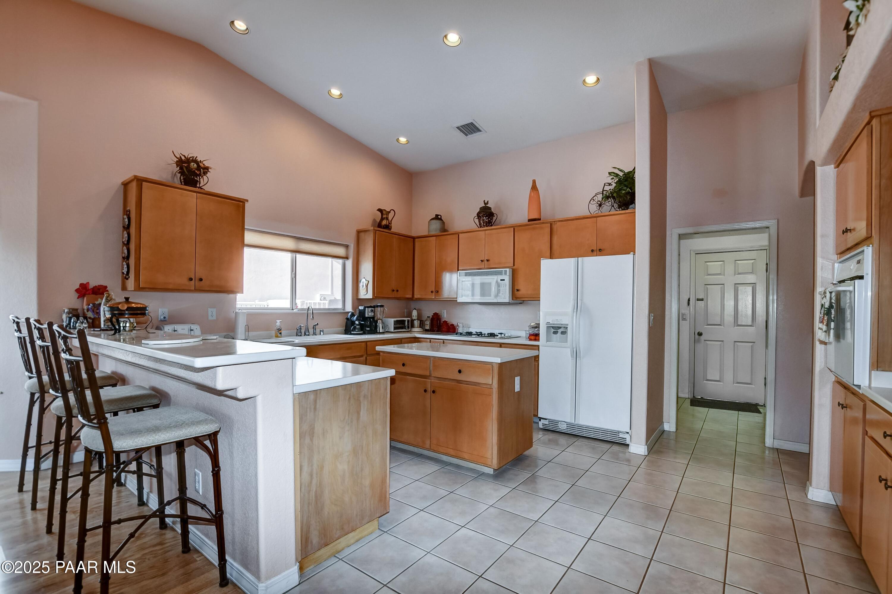 1943 Golf View Lane