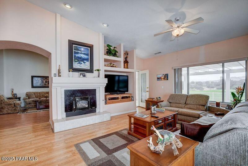 1943 Golf View Lane