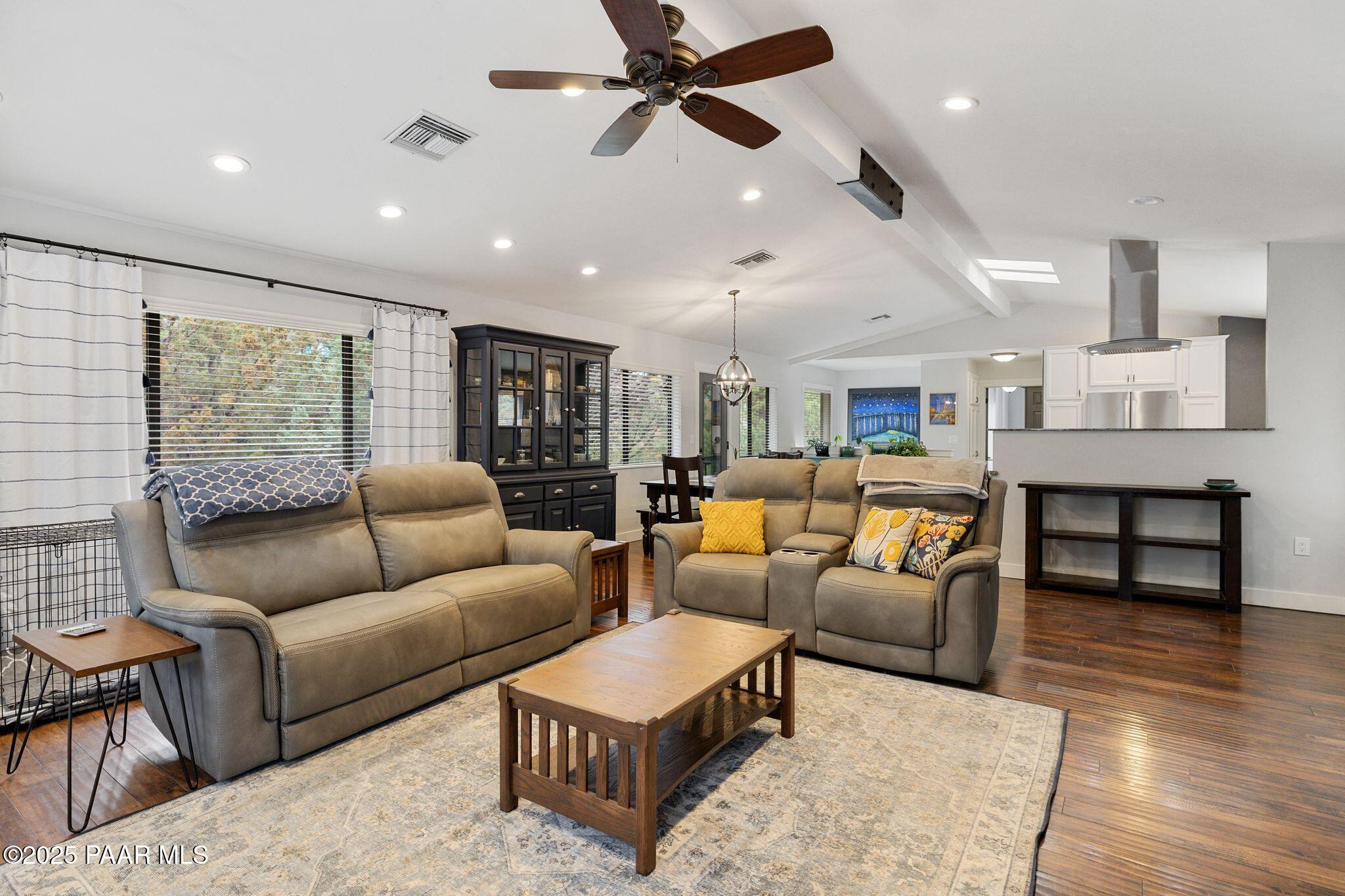 1210 Tanglewood Road