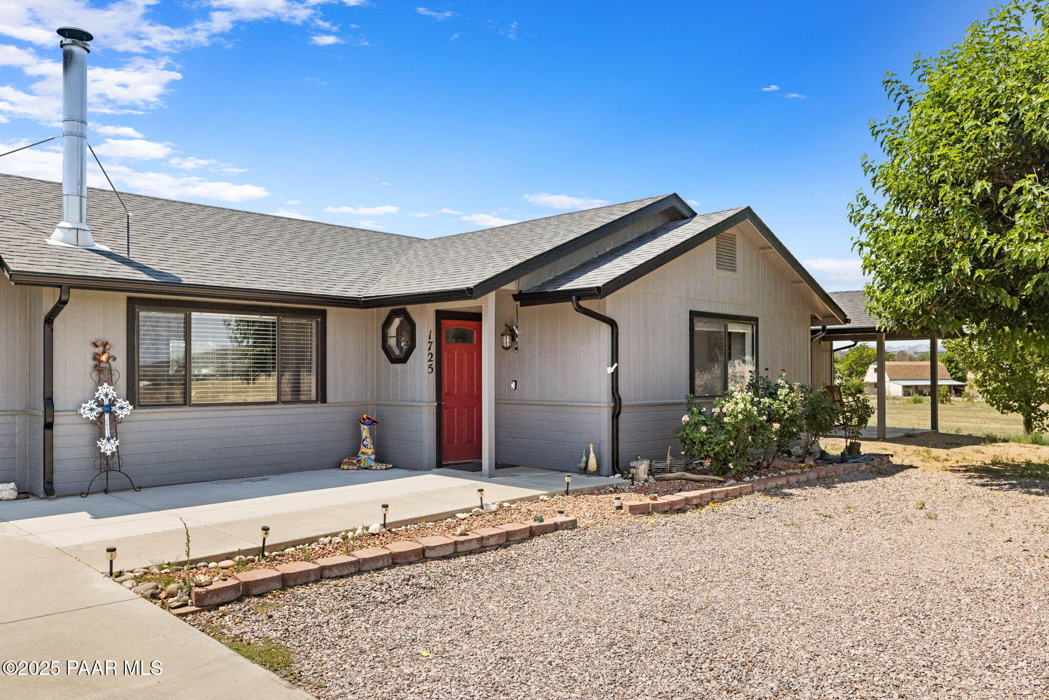 1725 W Bumblebee Road