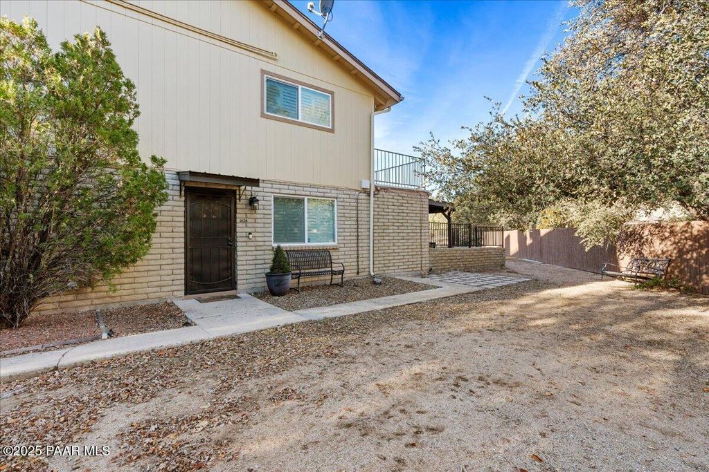 Photo of 1628 W Lindley Drive #2b, Prescott, AZ 86303 (MLS # 1078423)