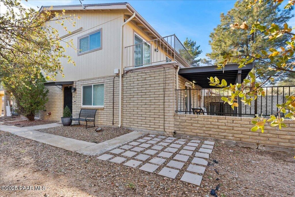 Photo of 1628 W Lindley Drive #2b, Prescott, AZ 86303 (MLS # 1078423)