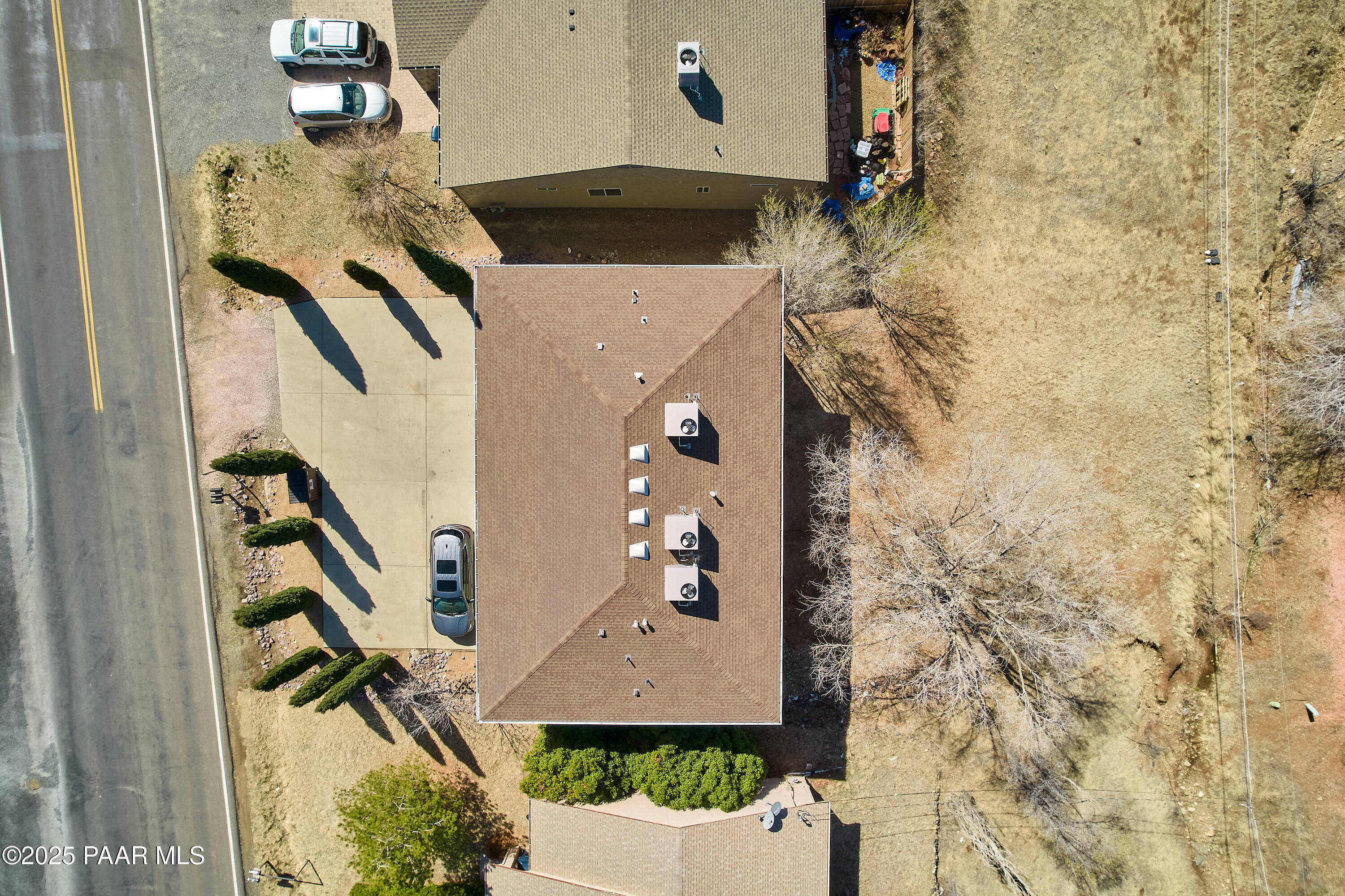 8524 E Lakeshore Drive