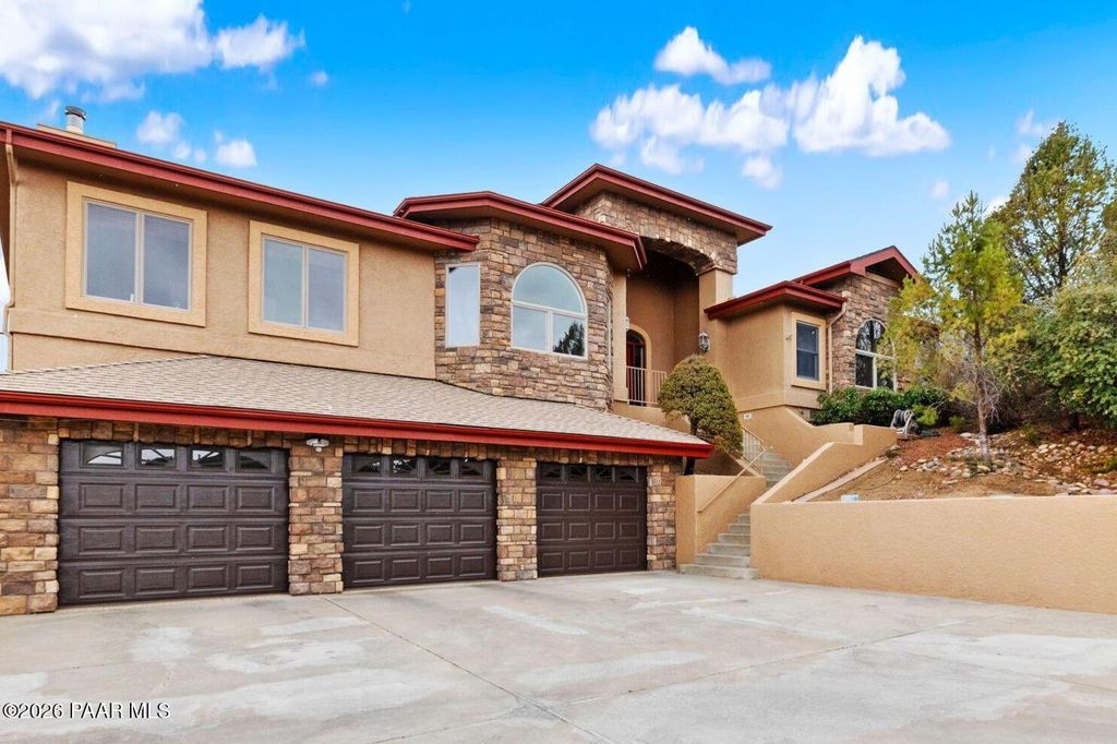 Photo of 292 Birds Eye View Drive, Prescott, AZ 86301 (MLS # 1081134)