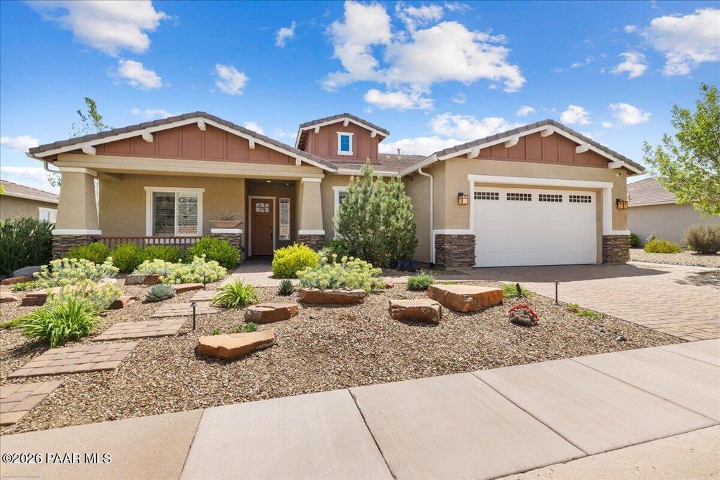 Photo of 1221 S Lakeview Drive, Prescott, AZ 86301 (MLS # 1081105)