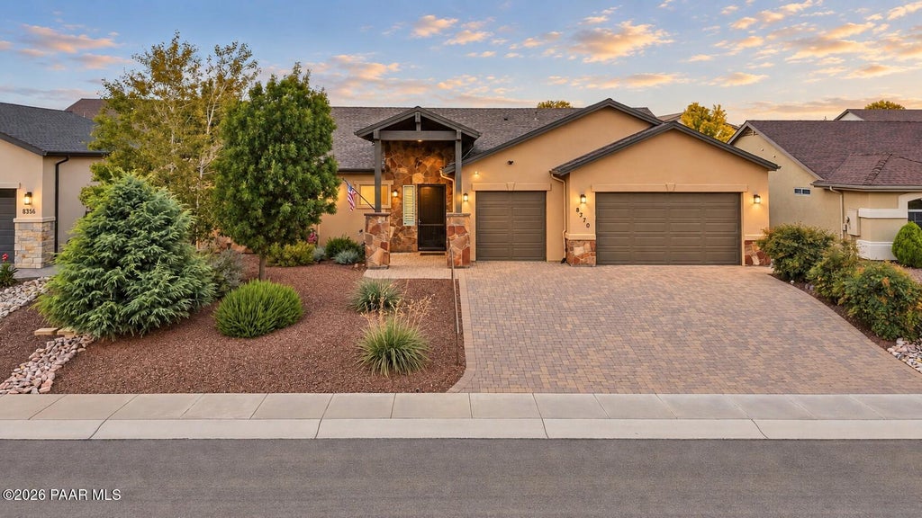 Photo of 8370 N View Crest CRST, Prescott Valley, AZ 86315 (MLS # 1085174)