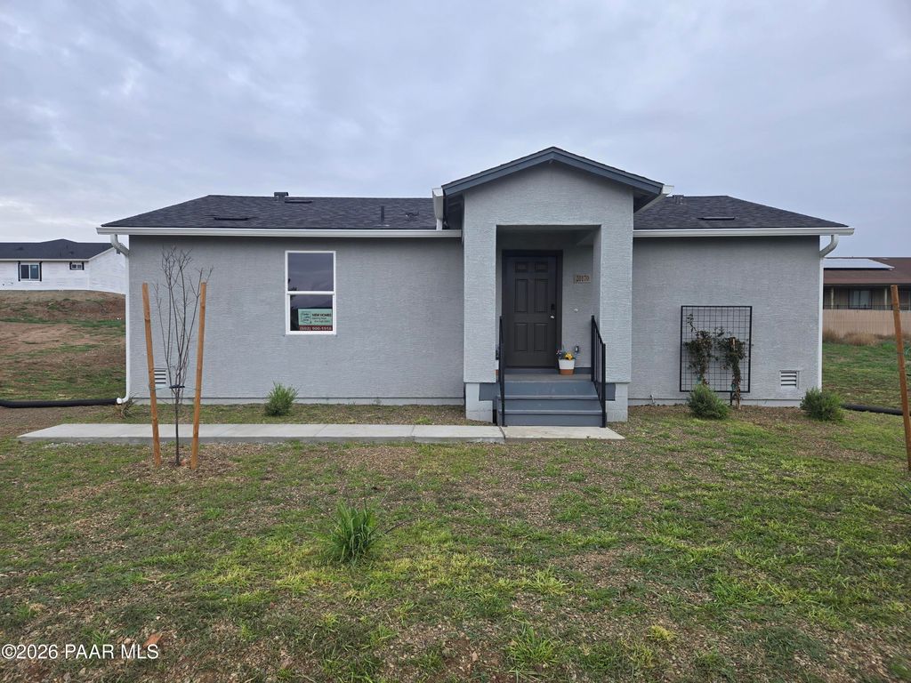 Photo of 20170 E Prickly Pear Drive, Mayer, AZ 86333 (MLS # 1078565)