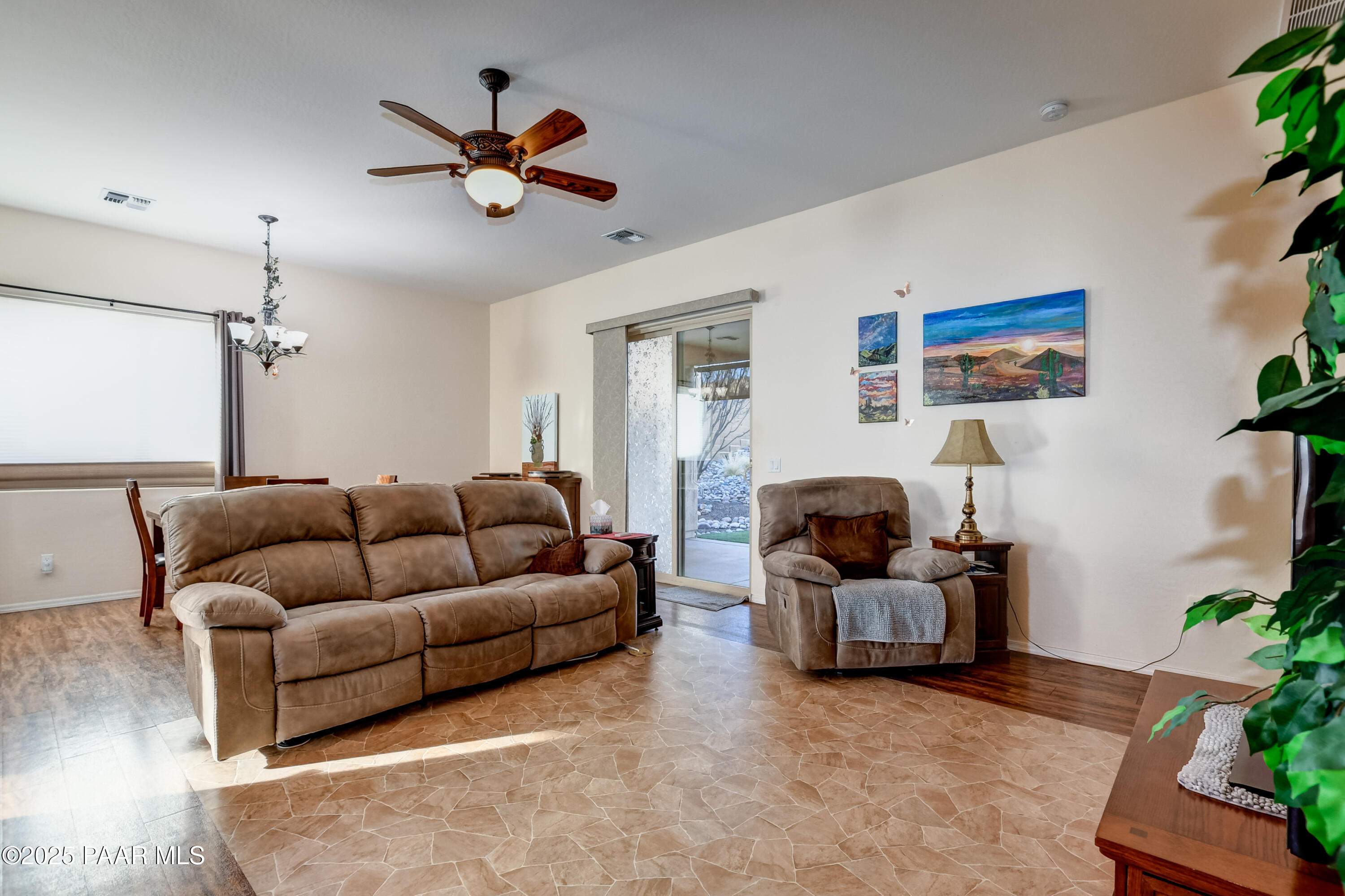 Prescott Valley, Arizona 86314, United States, 3 Bedrooms Bedrooms, ,2 BathroomsBathrooms,Residential,Pending,78962