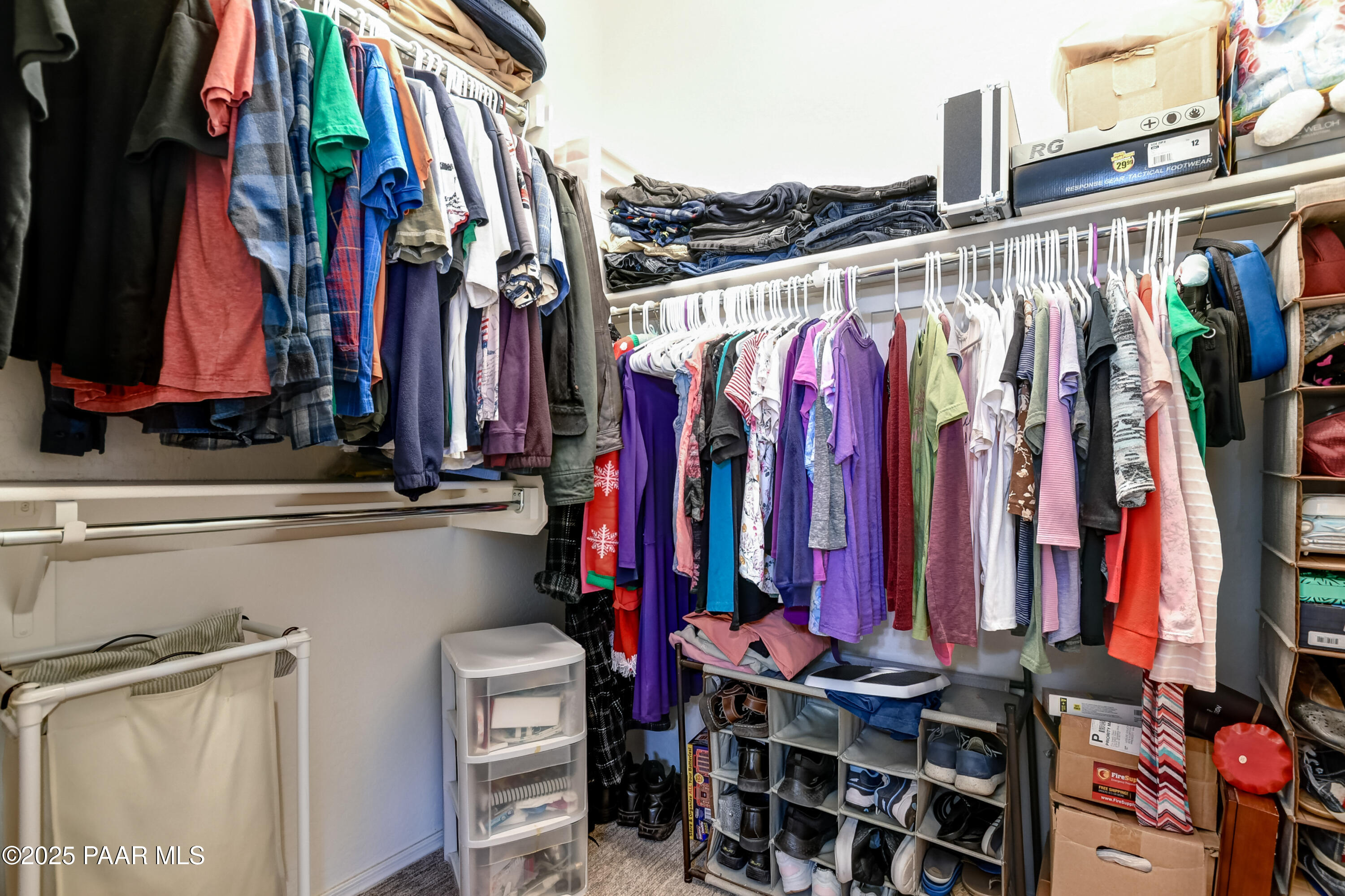 Prescott Valley, Arizona 86314, United States, 3 Bedrooms Bedrooms, ,2 BathroomsBathrooms,Residential,Pending,78962