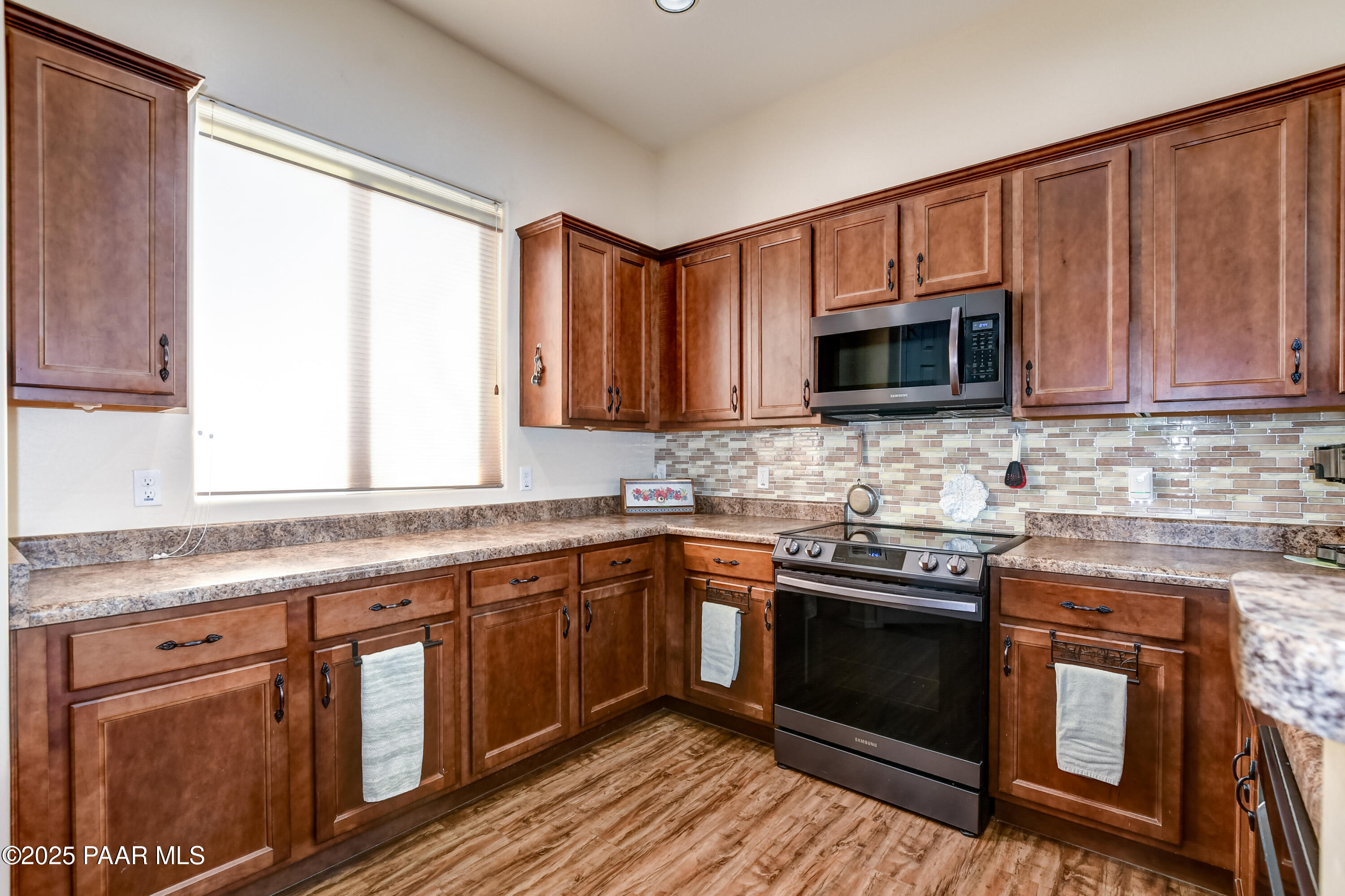 Prescott Valley, Arizona 86314, United States, 3 Bedrooms Bedrooms, ,2 BathroomsBathrooms,Residential,Pending,78962