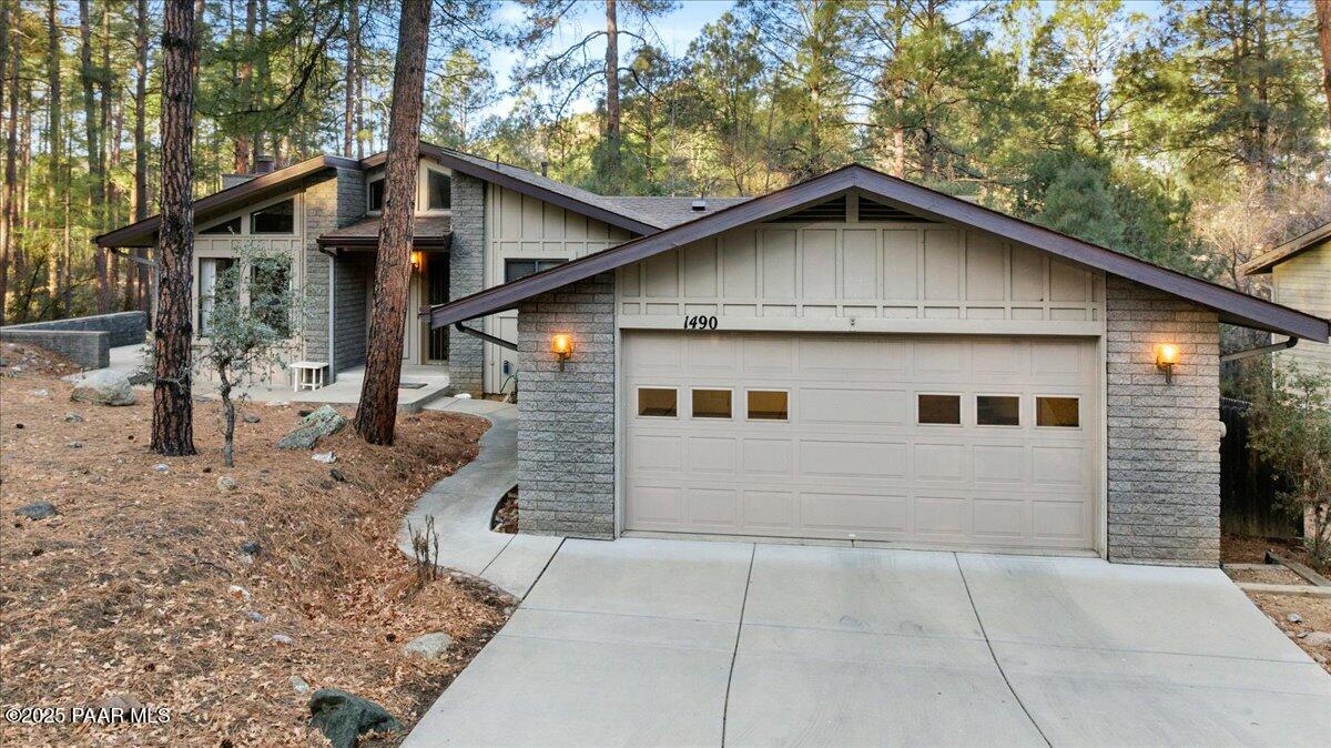 1490 Valley Ranch Circle