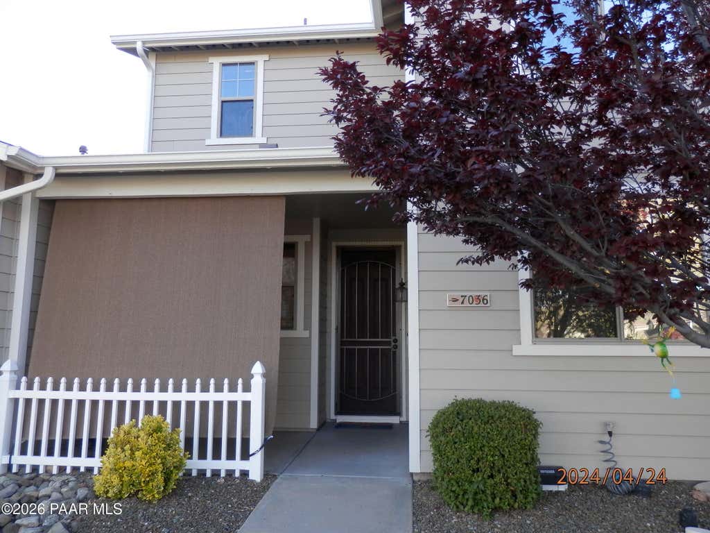 Photo of 7036 N Lantern LN #1, Prescott Valley, AZ 86314 (MLS # 1083987)