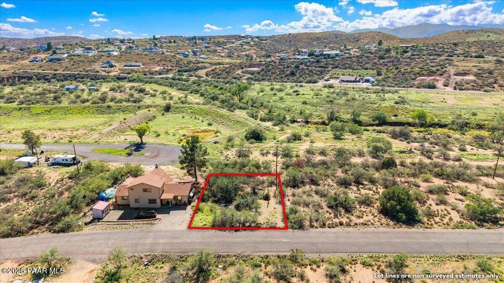 Photo of 20241 E Lakeside Road, Mayer, AZ 86333 (MLS # 1077051)