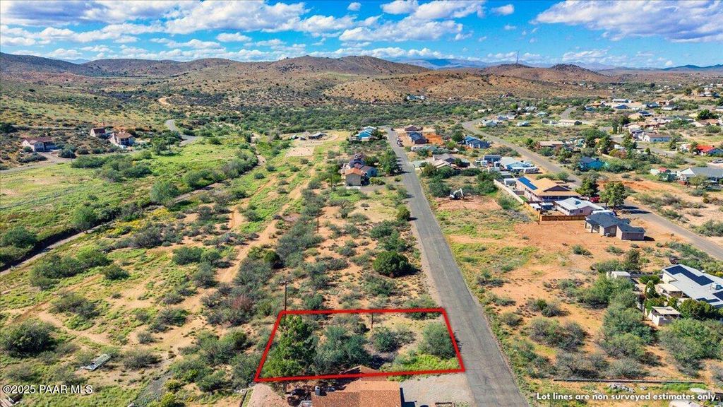 Photo of 20241 E Lakeside Road, Mayer, AZ 86333 (MLS # 1077051)