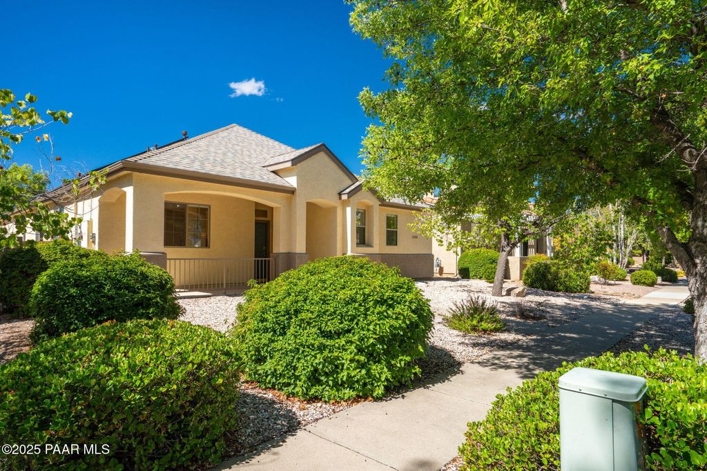 Photo of 1848 N Fire Butte Way, Prescott Valley, AZ 86314 (MLS # 1076946)