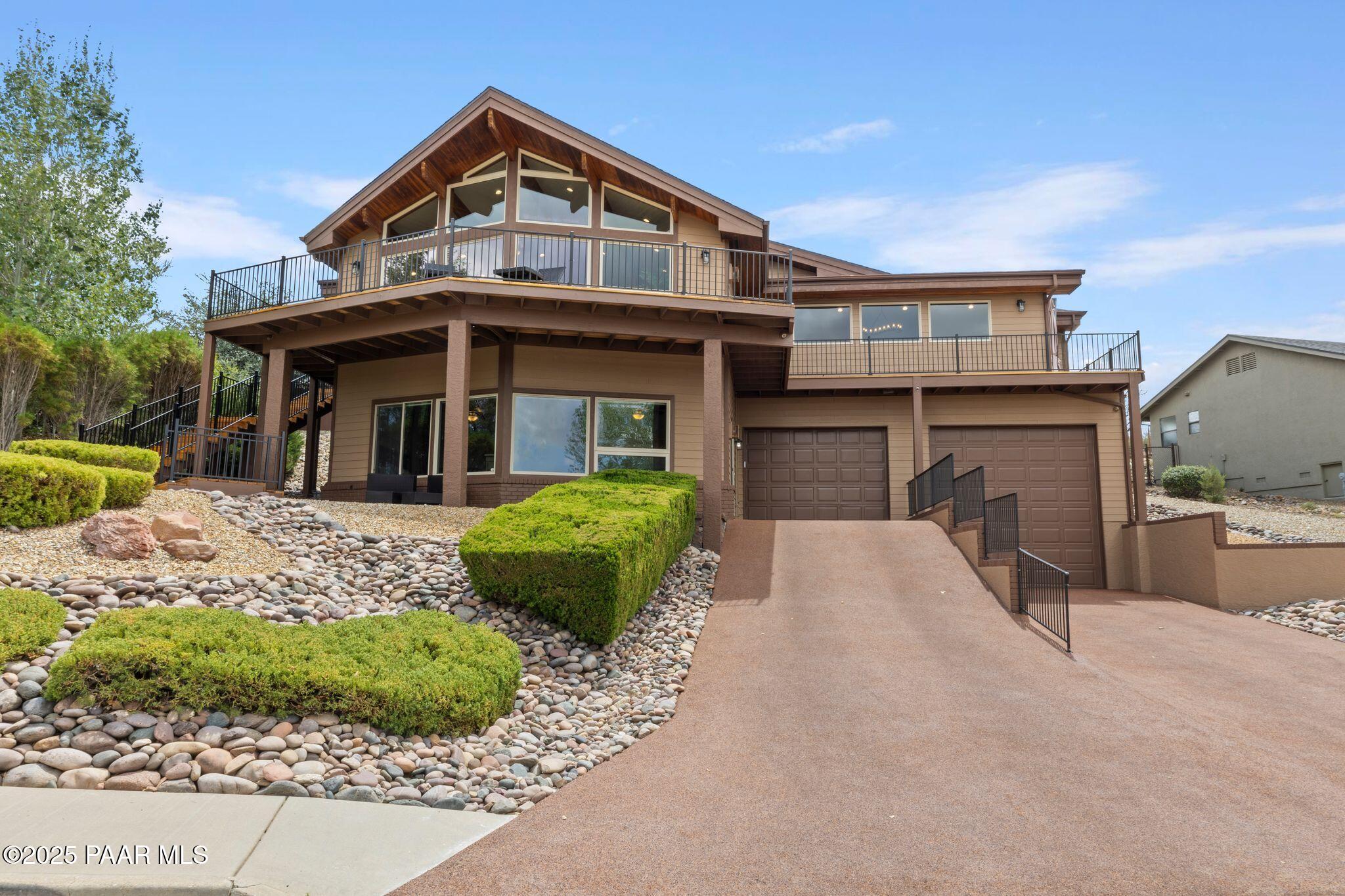 1484 Eagle Crest Drive