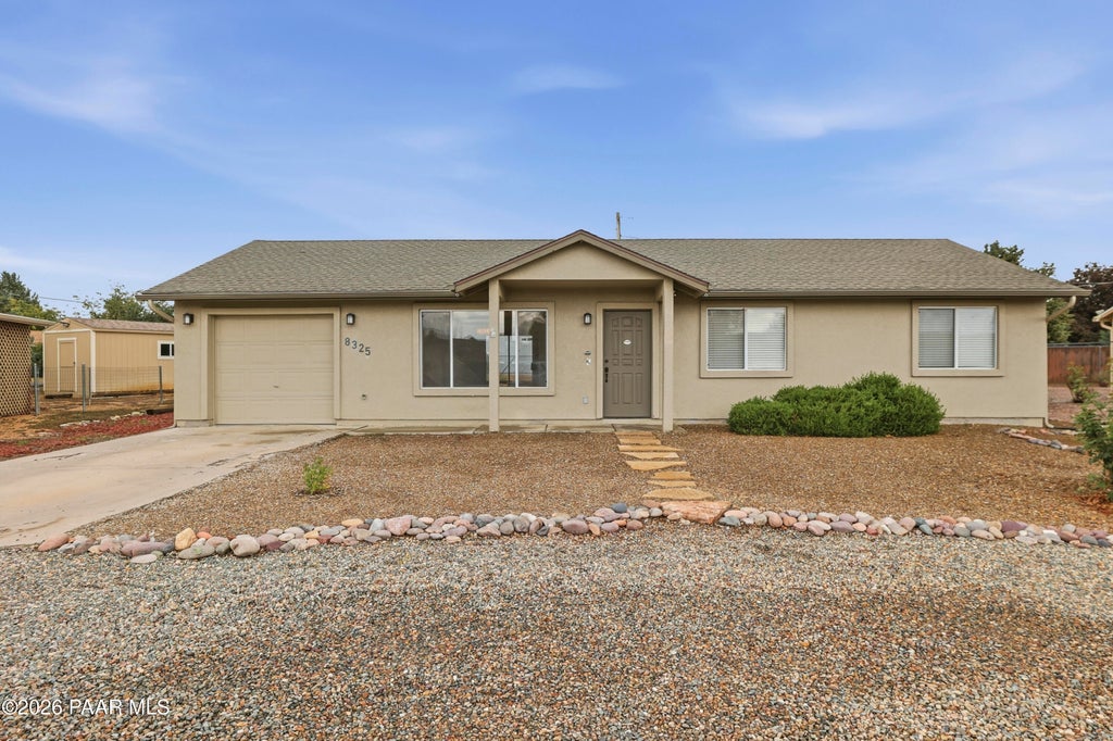 Photo of 8325 E Lakeshore Drive, Prescott Valley, AZ 86314 (MLS # 1085913)