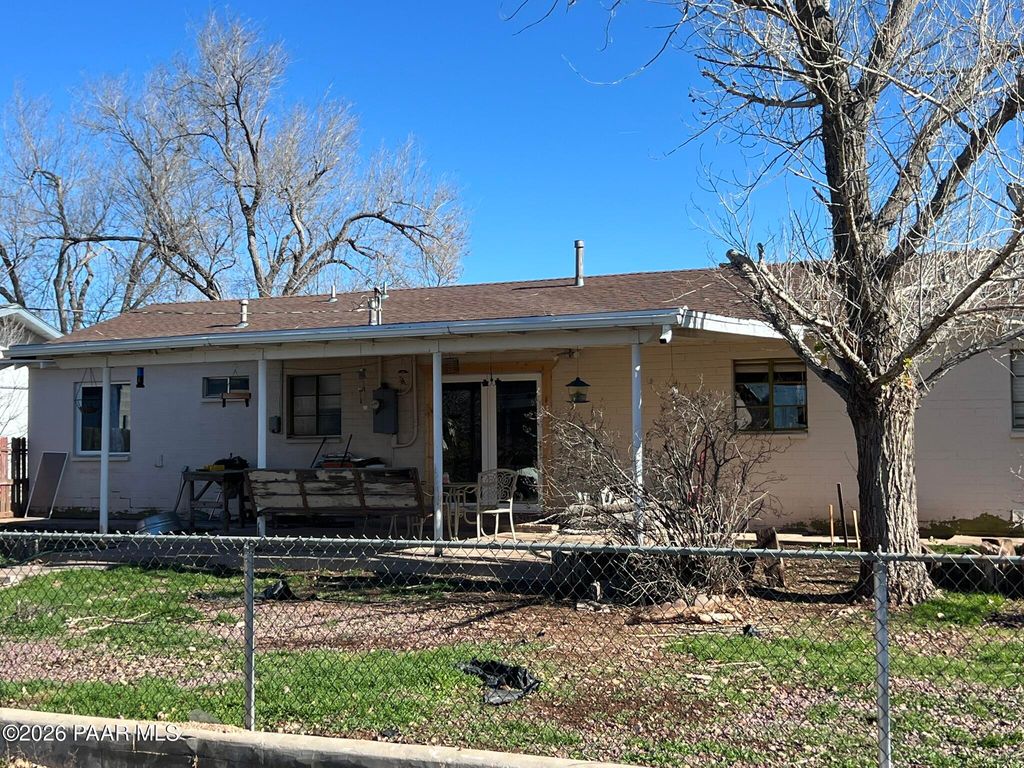 Photo of 46812 8th Street, Ash Fork, AZ 86320 (MLS # 1078656)