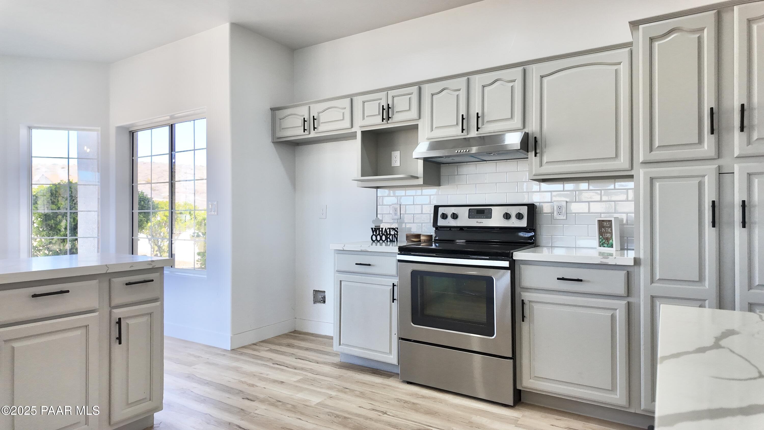 12745 S Rocking Lake Lane