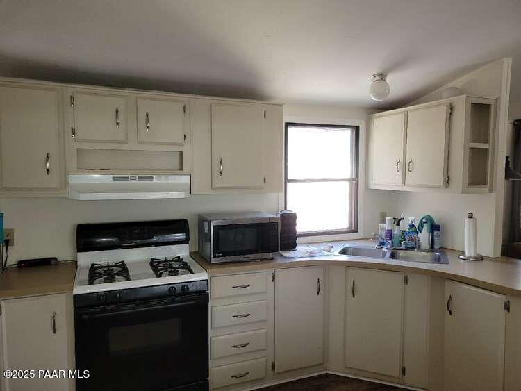 910 W Gurley Street 127