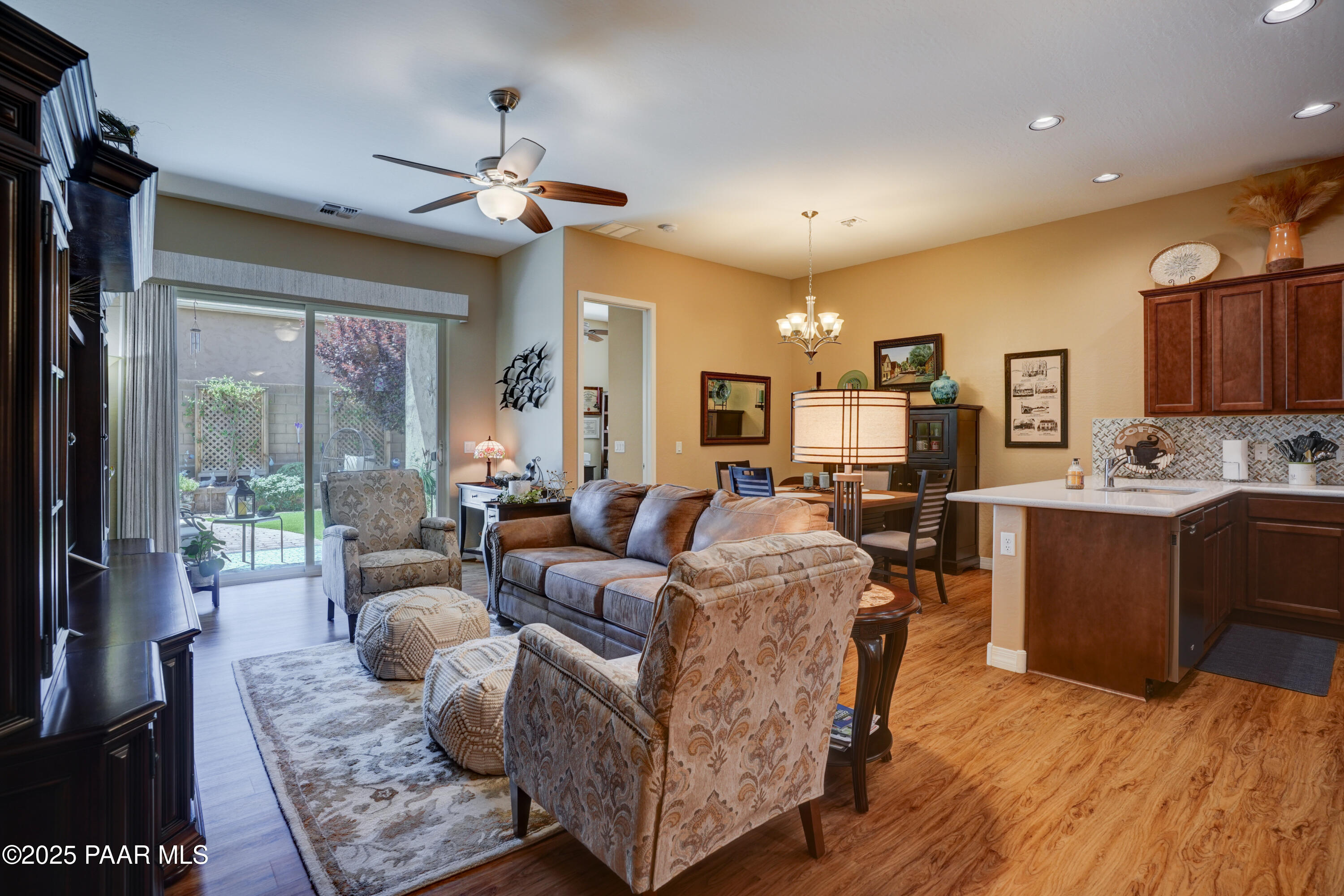 5549 N Brinson Lane