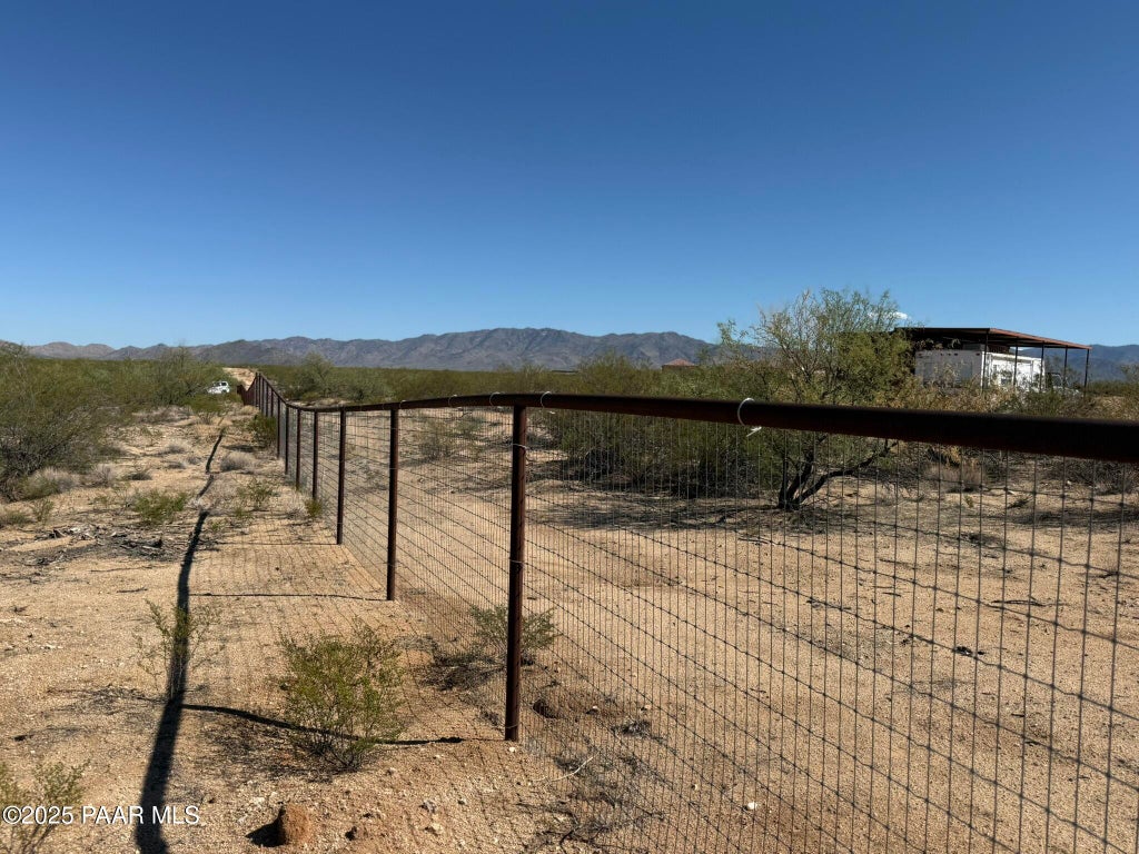 Photo of Xx00 W Saguaro Hill Trail, Congress, AZ 85332 (MLS # 1086033)
