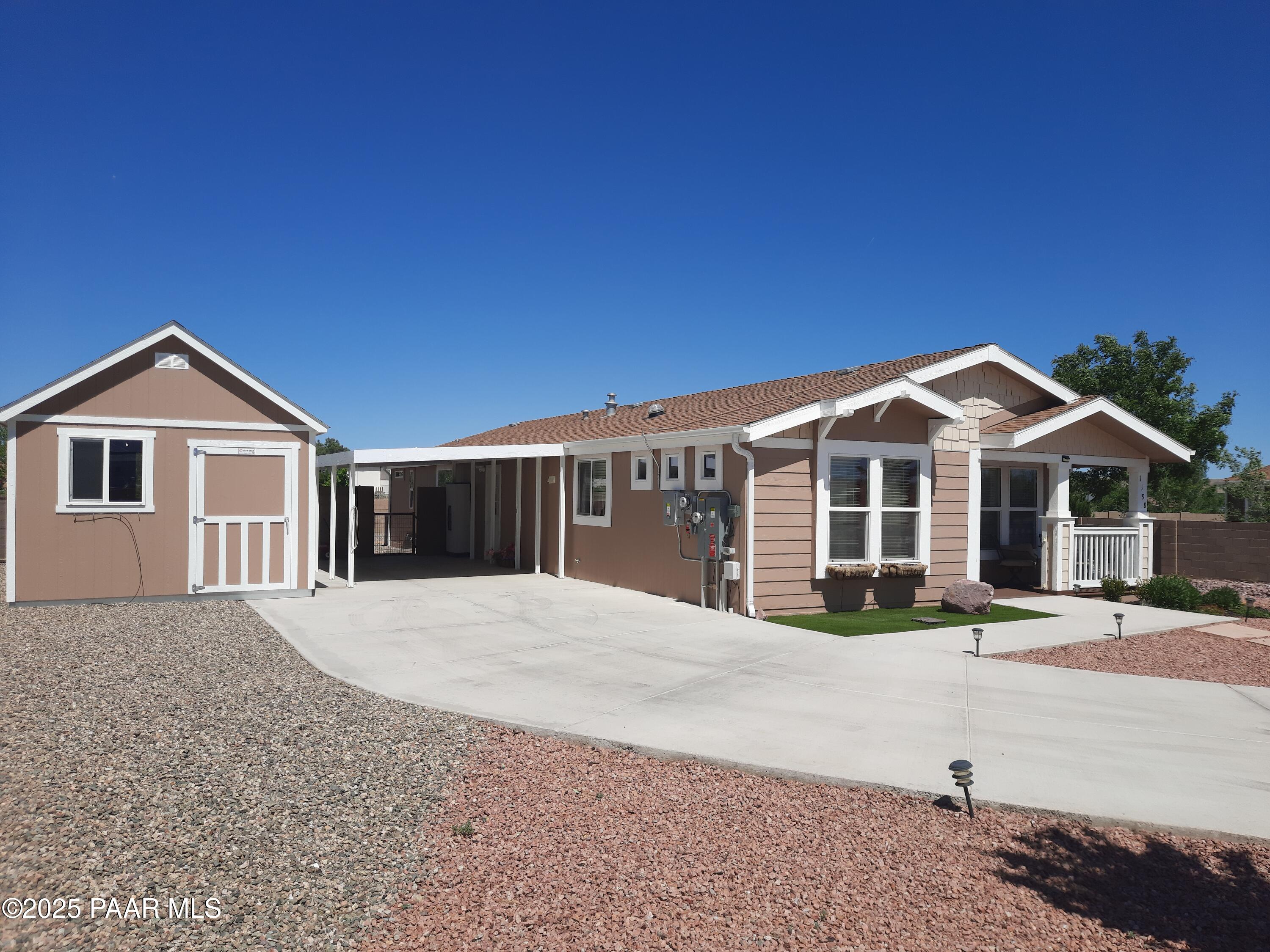 1198 Ashburn Way