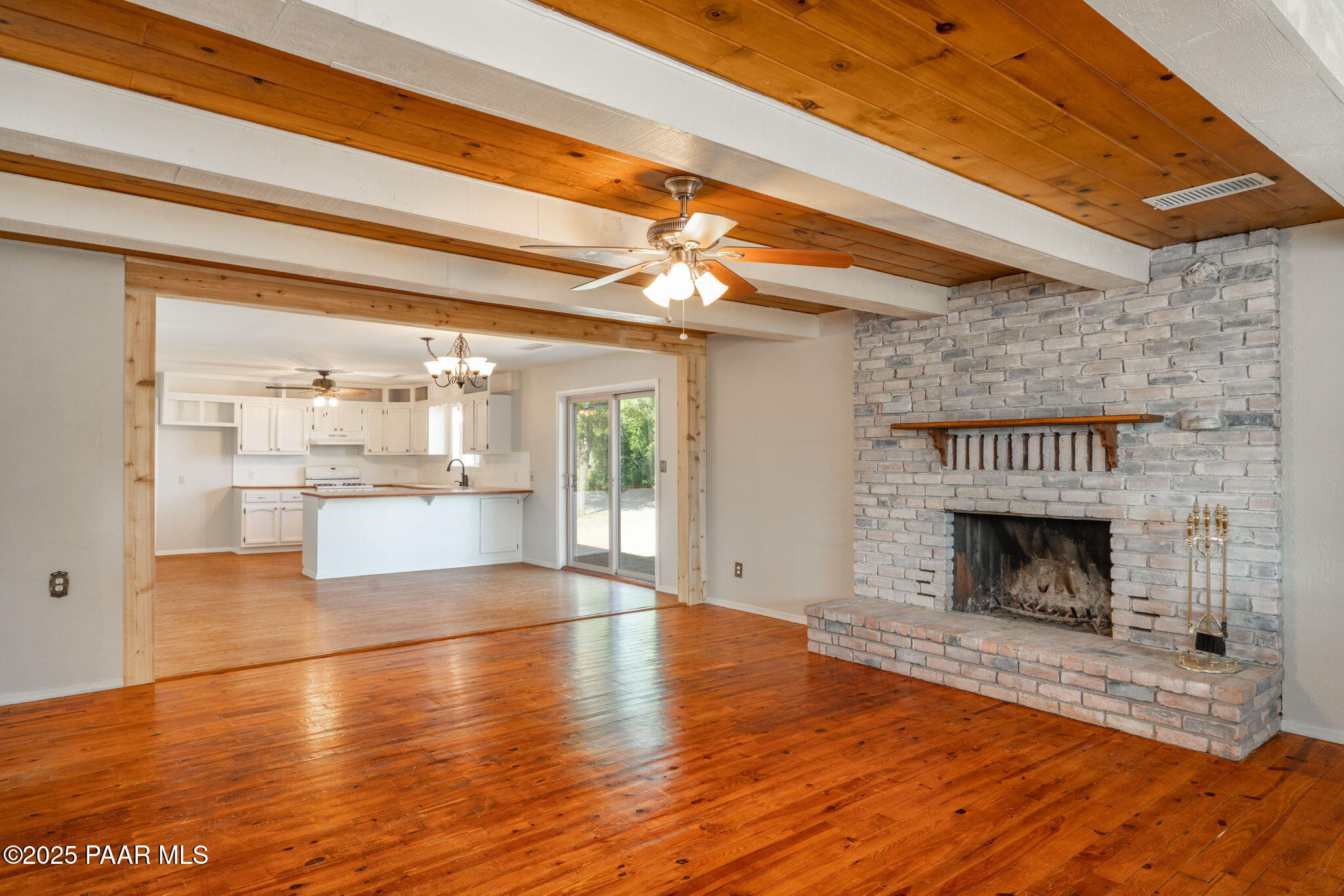 280 S Antelope Drive