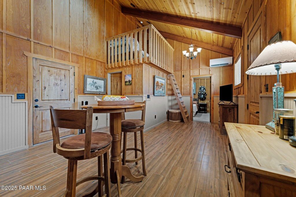 listing image 90