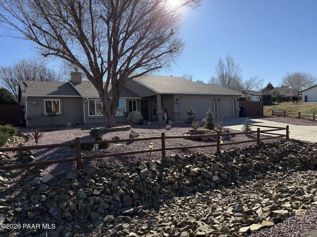 Photo of 4841 N Verde Vista Drive, Prescott Valley, AZ 86314 (MLS # 1078989)