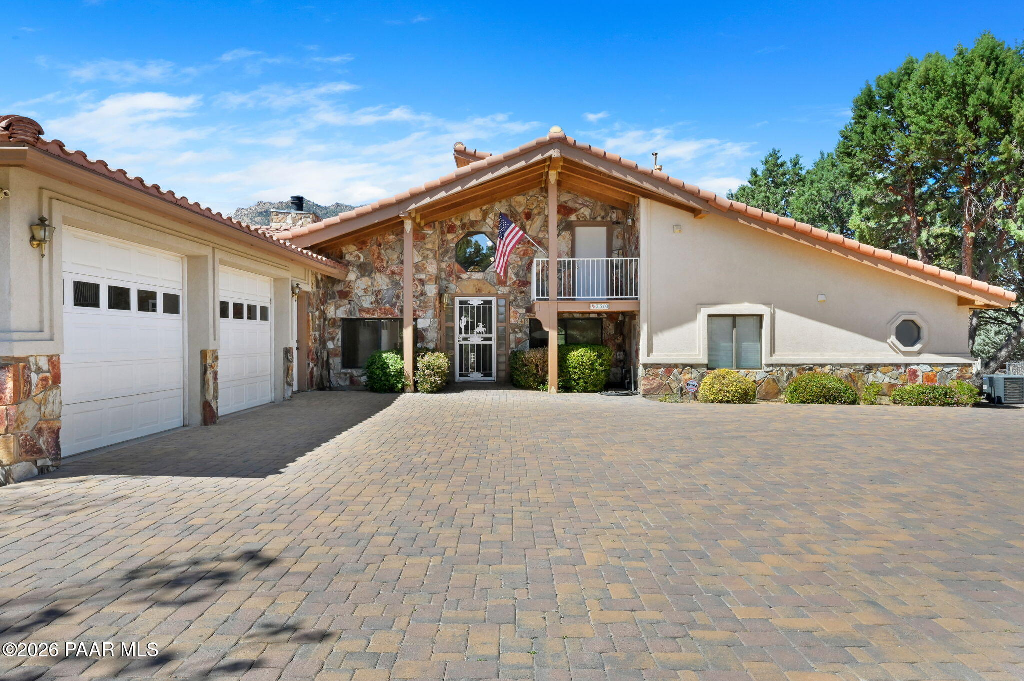 7310 N Old Cornfield Lane