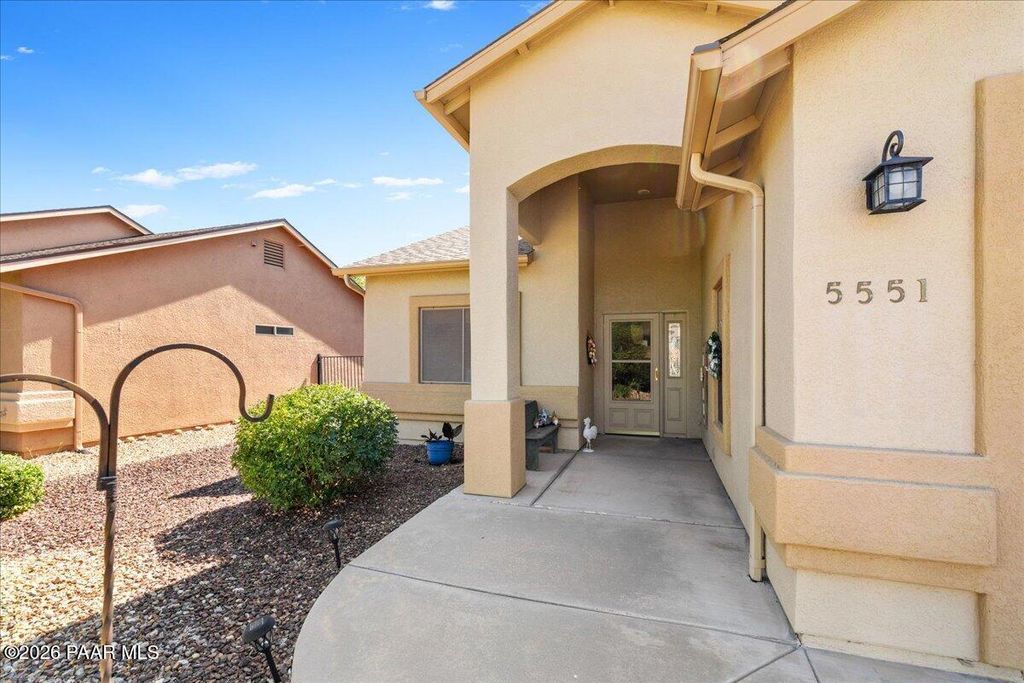 Photo of 5551 N Ardmore Avenue, Prescott Valley, AZ 86314 (MLS # 1082245)