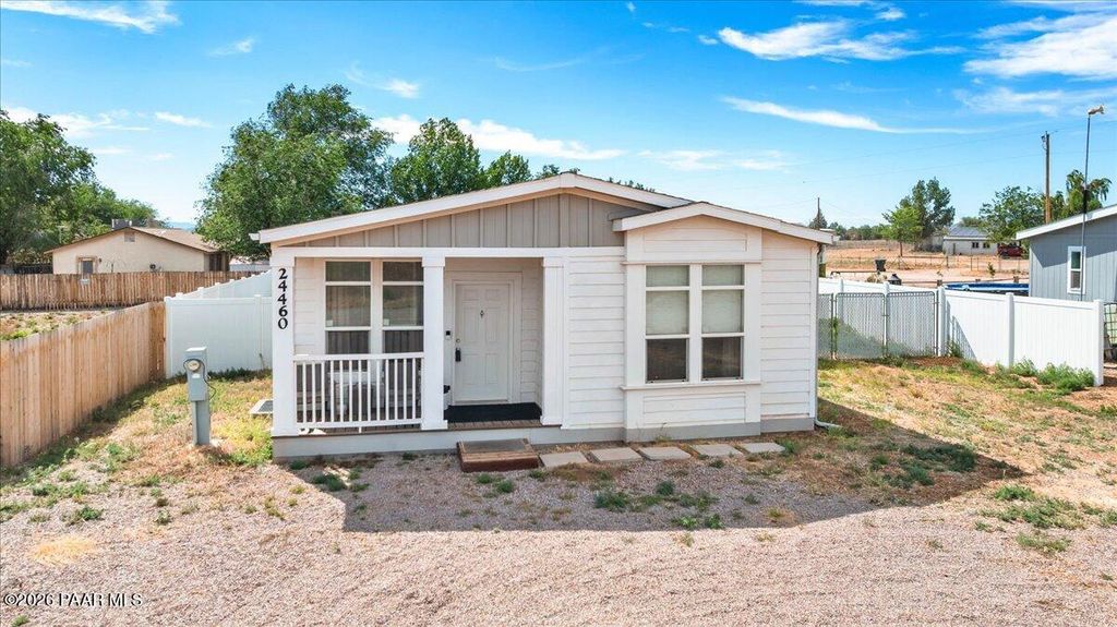 Photo of 24460 N Marblehead Avenue, Paulden, AZ 86334 (MLS # 1082044)