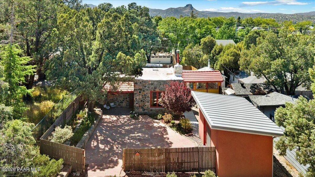Photo of 214 S Arizona Avenue, Prescott, AZ 86303 (MLS # 1081515)