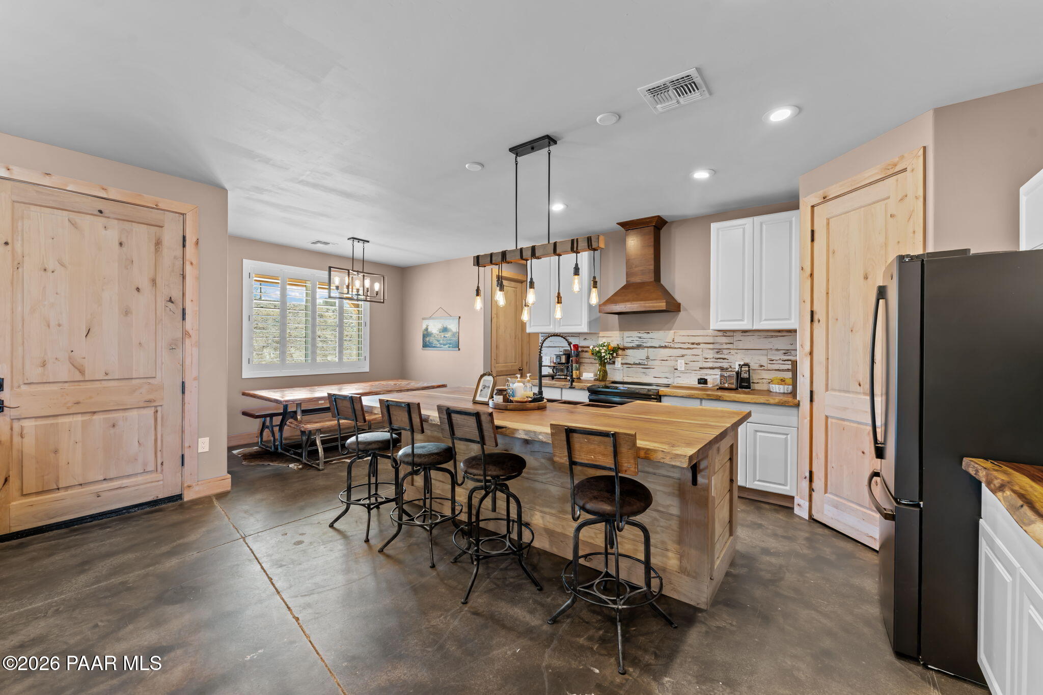 1755 W Grantham Ranch Road