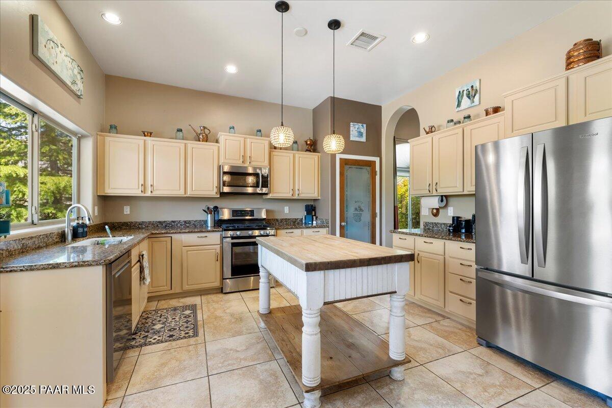104 W Soaring Avenue
