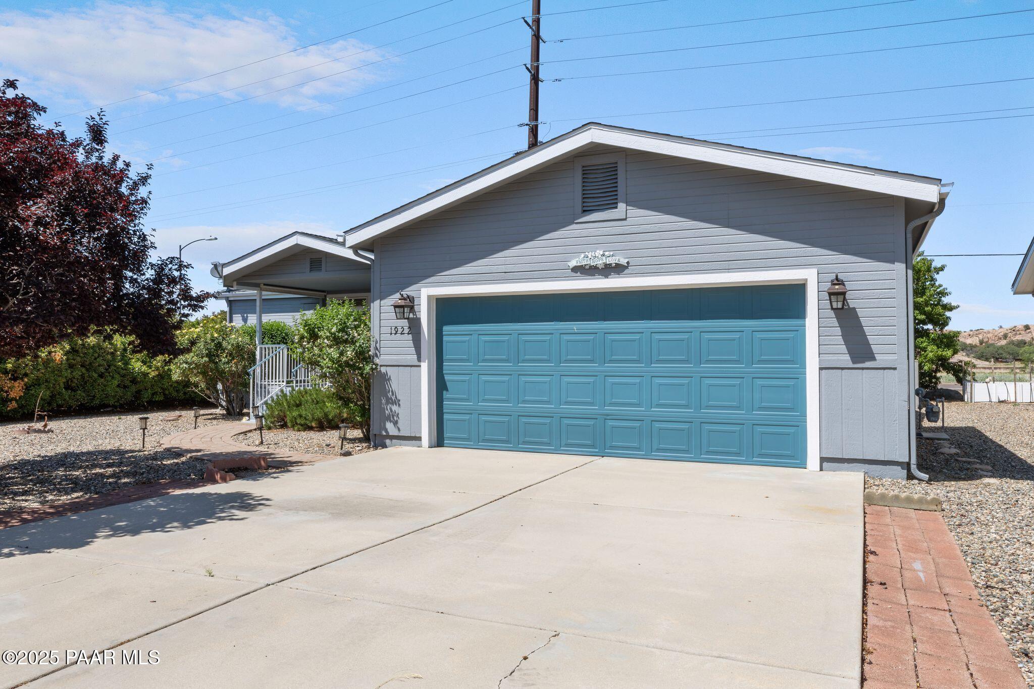 1922 Sarafina Drive