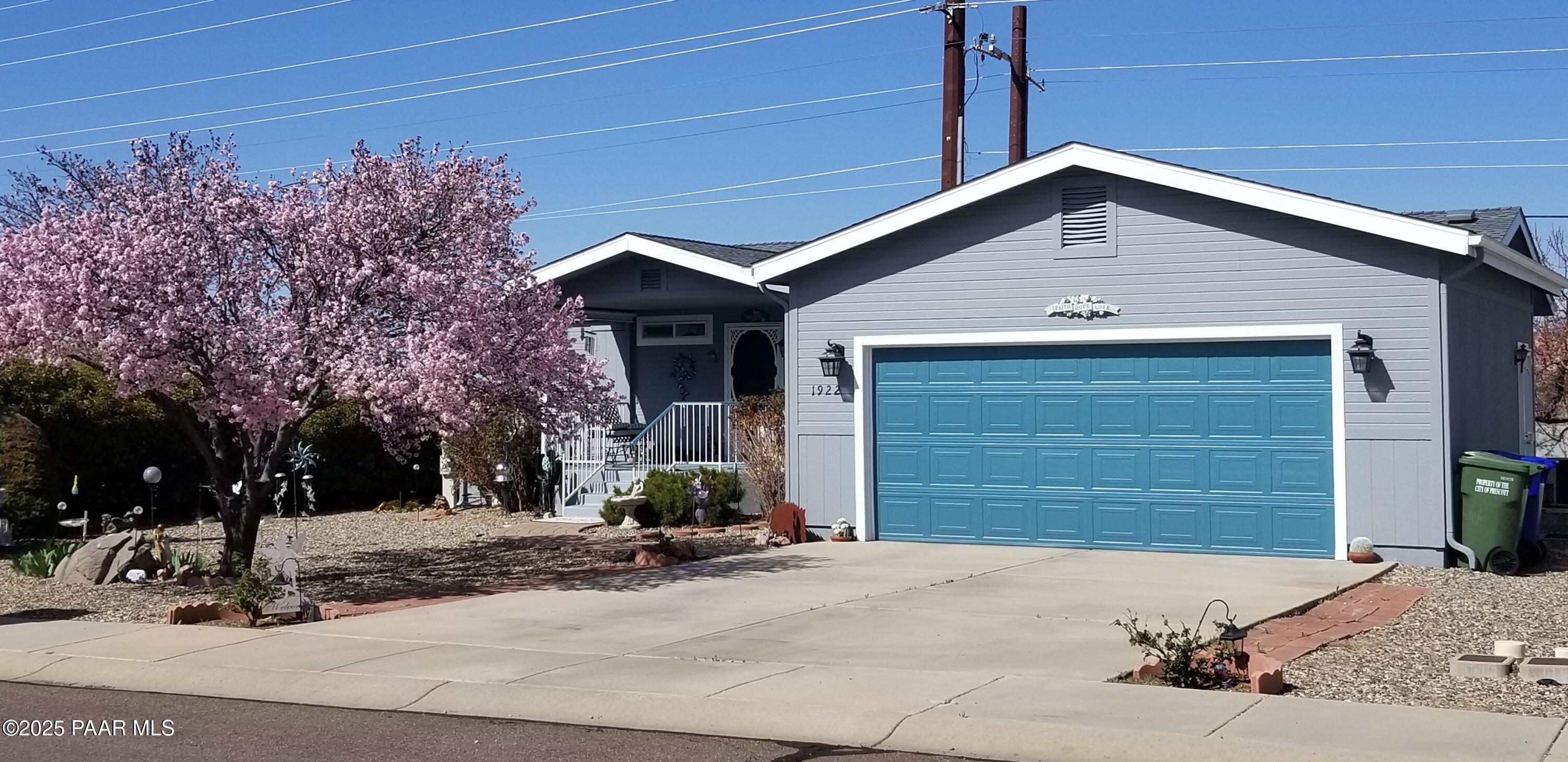 1922 Sarafina Drive