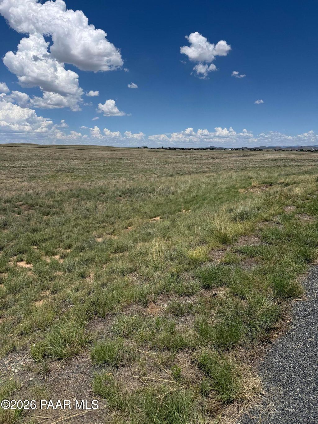 Photo of 24 N Quick Draw Place, Prescott Valley, AZ 86305 (MLS # 1083936)