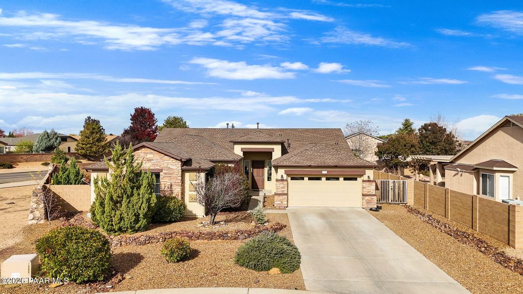 Photo of 7710 E Day Break Circle, Prescott Valley, AZ 86315 (MLS # 1078543)