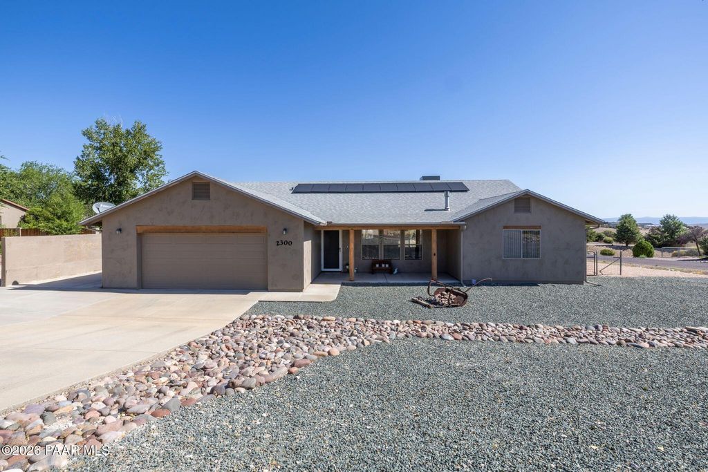 Photo of 2300 W Gambels Ridge Drive, Chino Valley, AZ 86323 (MLS # 1083615)