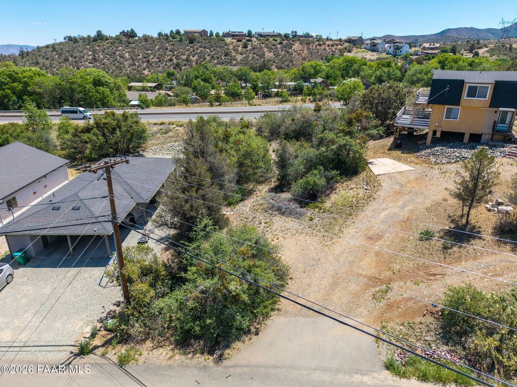 Photo of 1665 N Emerald Drive, Prescott, AZ 86301 (MLS # 1082180)