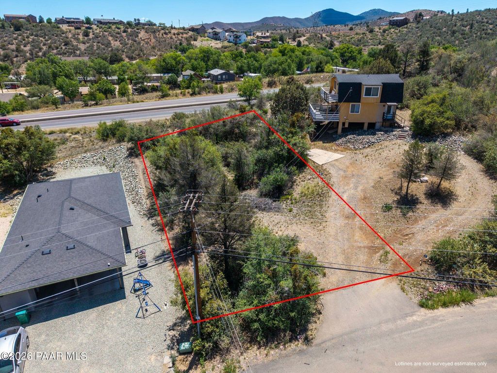 Photo of 1665 N Emerald Drive, Prescott, AZ 86301 (MLS # 1082180)