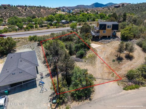 Photo of 1665 N Emerald Drive, Prescott, AZ 86301 (MLS # 1082180)