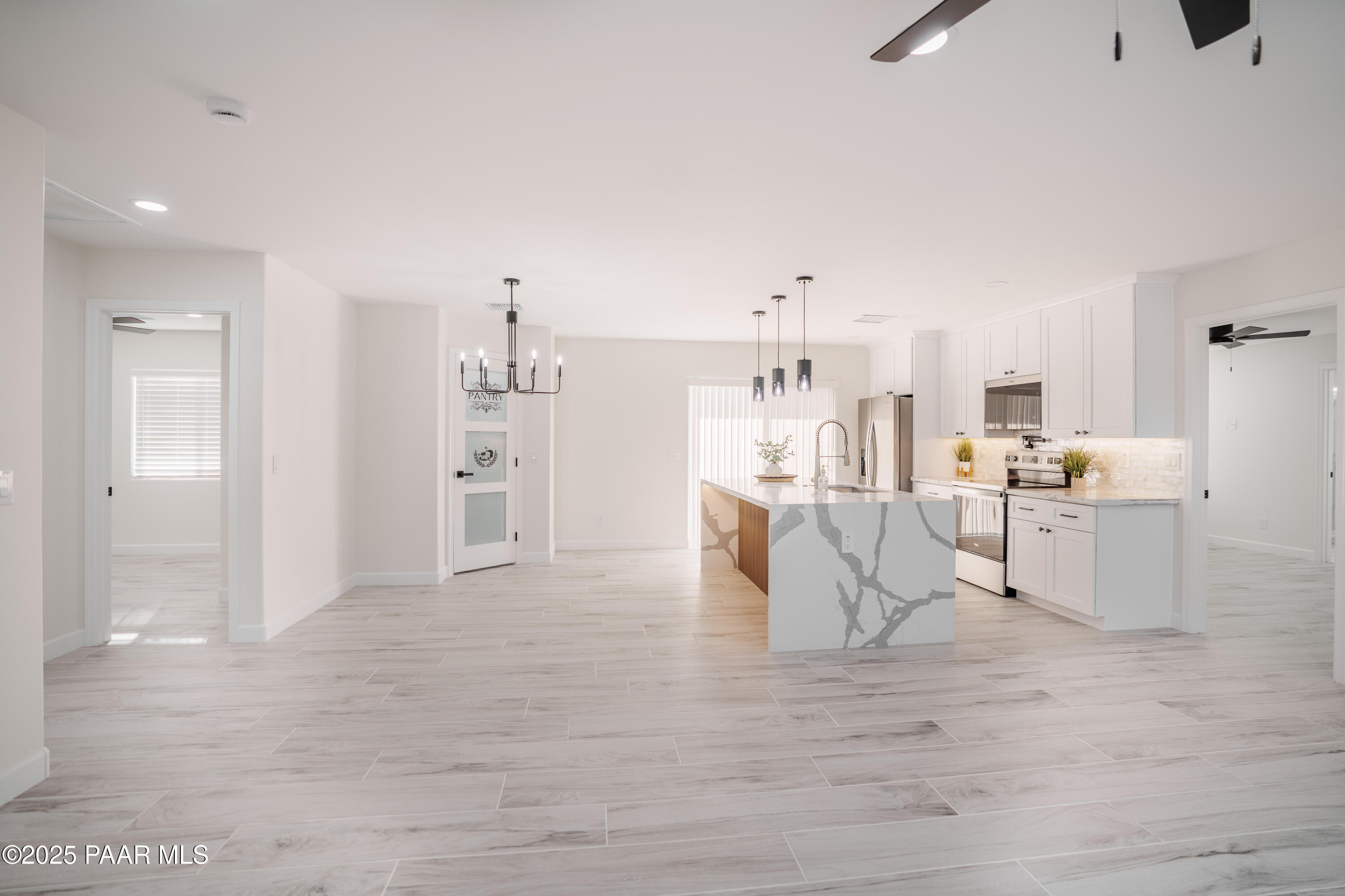 16494 S White Rock Lane