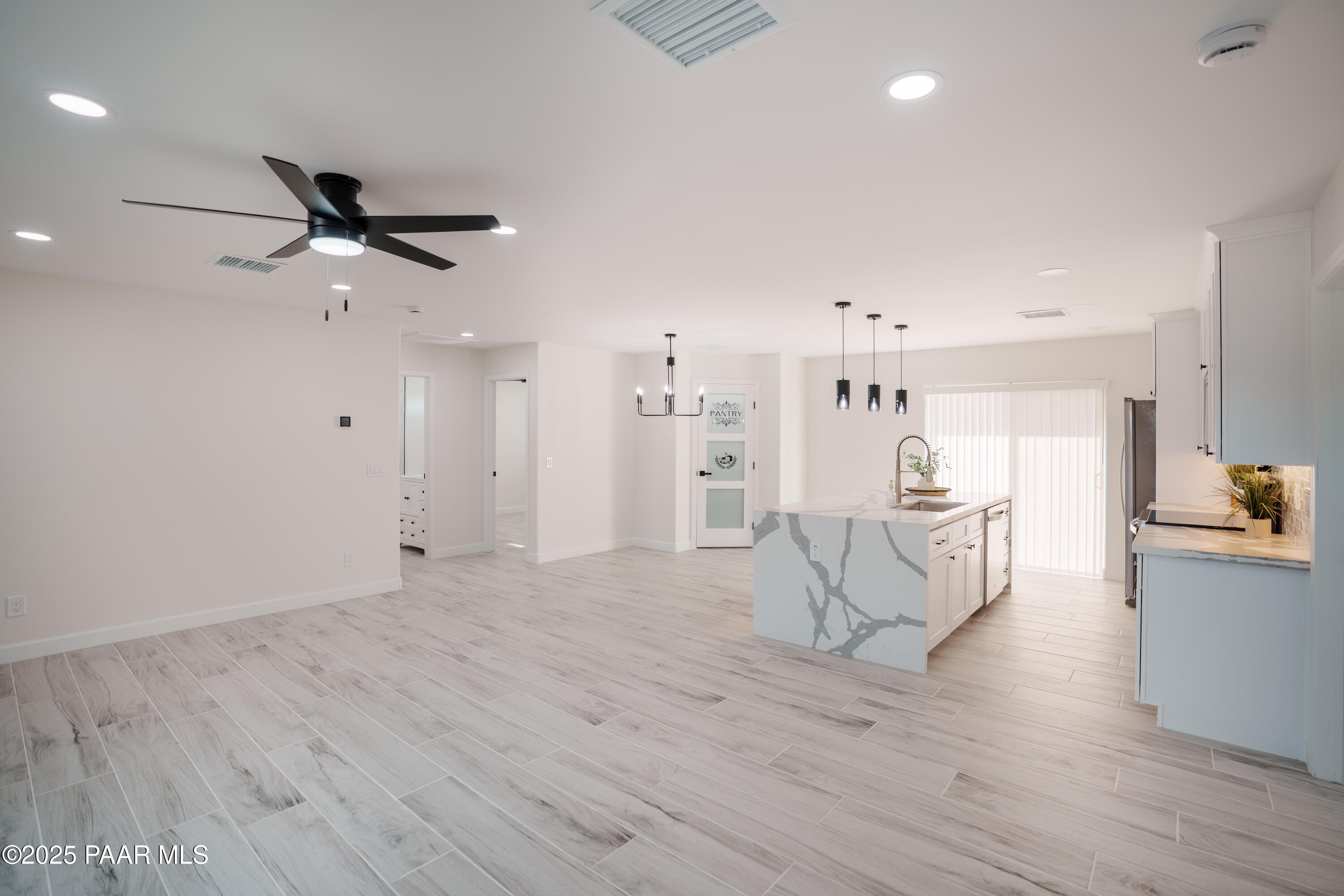 16494 S White Rock Lane