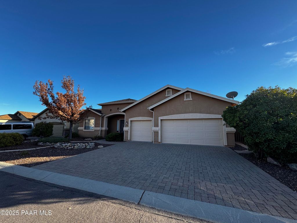 Photo of 6529 E Falon Ln, Prescott Valley, AZ 86314 (MLS # 1078392)