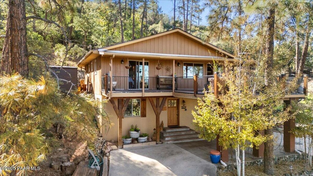 Photo of 1219 S Hopi Drive, Prescott, AZ 86303 (MLS # 1077580)