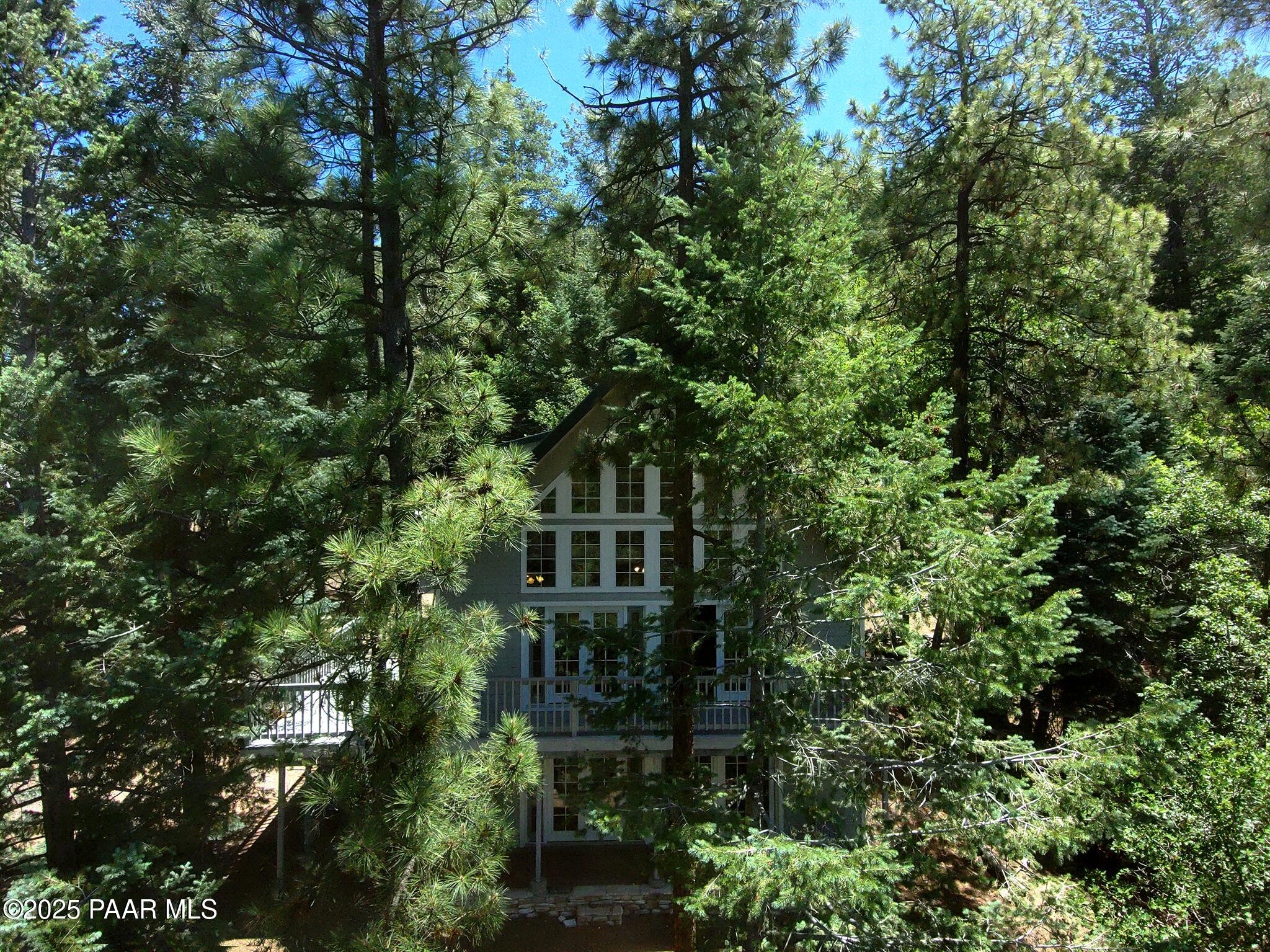 2380 E Summit Avenue